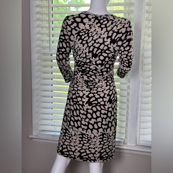 Calvin Klein Black and Cream Long Sleeve Dress Size 4 - Picture 2 of 14